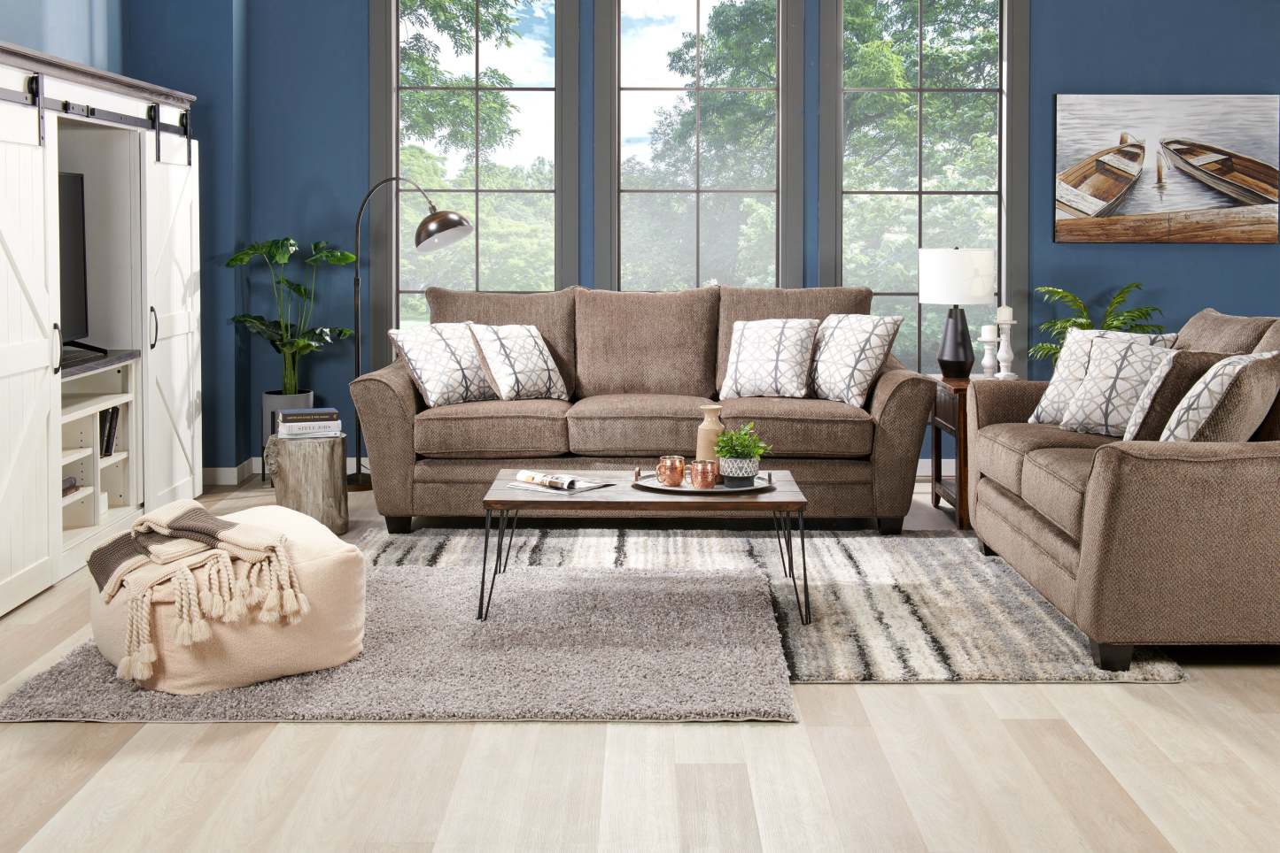 Casey 16 Rustic Chairside Table with Storage and Shelf - Brown Wood|Table de fauteuil rustique Casey de 16 po avec rangement et tablette - bois brun