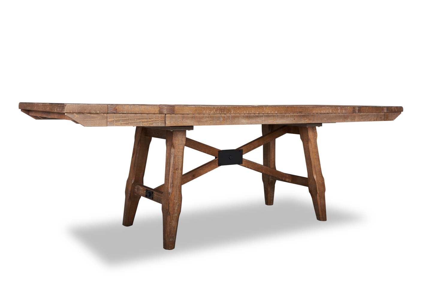 Table de salle à manger Cèdre en bois de pin, base à tréteaux, 72,07 po - Brune | Table de salle à manger en cèdre, bois de pin, base à tréteaux, 72,07 W - Marron