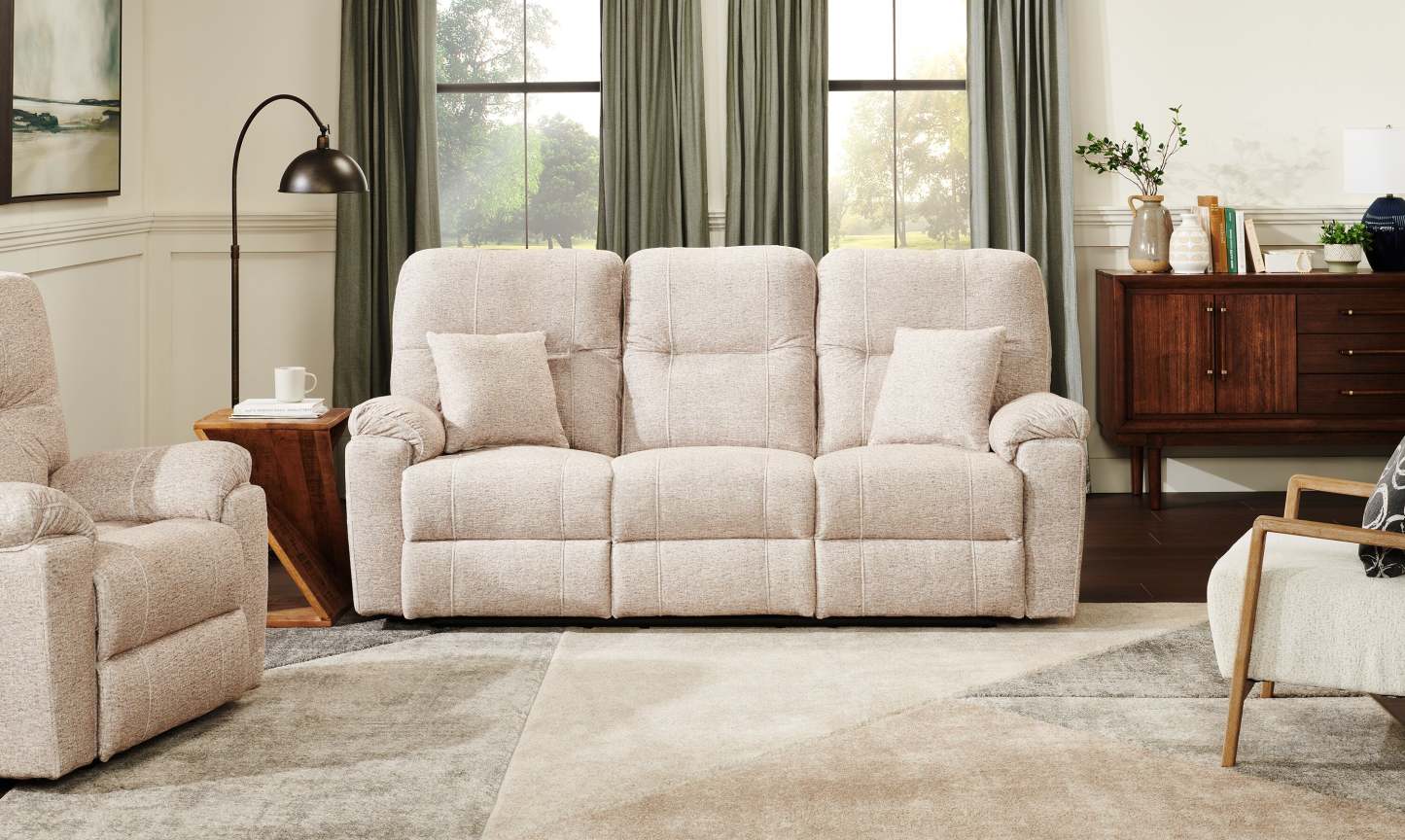 Sofa à inclinaison électrique Dawson de 87 po fabriqué au Canada en tissu avec port USB et coussins décoratifs - beige