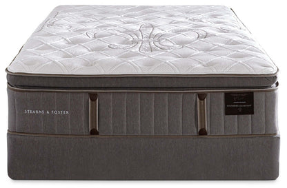 Ensemble matelas à plateau européen Eastminster Plush de Stearns &amp; Foster pour lit double