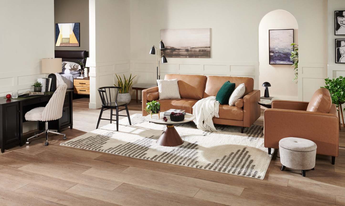 Fauteuil Edge de 35 po en cuir véritable avec pattes en bois et coussin de dossier amovible - brun