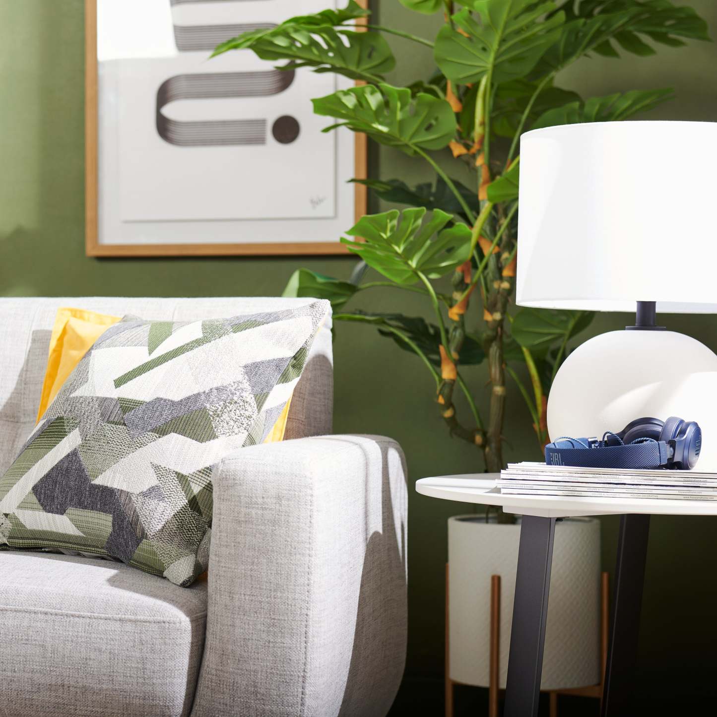 Kort &amp; Co. Elara 18 Lampe de table en céramique en étain blanc | Lampe de table Elara de Kort &amp; Co. de 18 po en céramique étain blanc