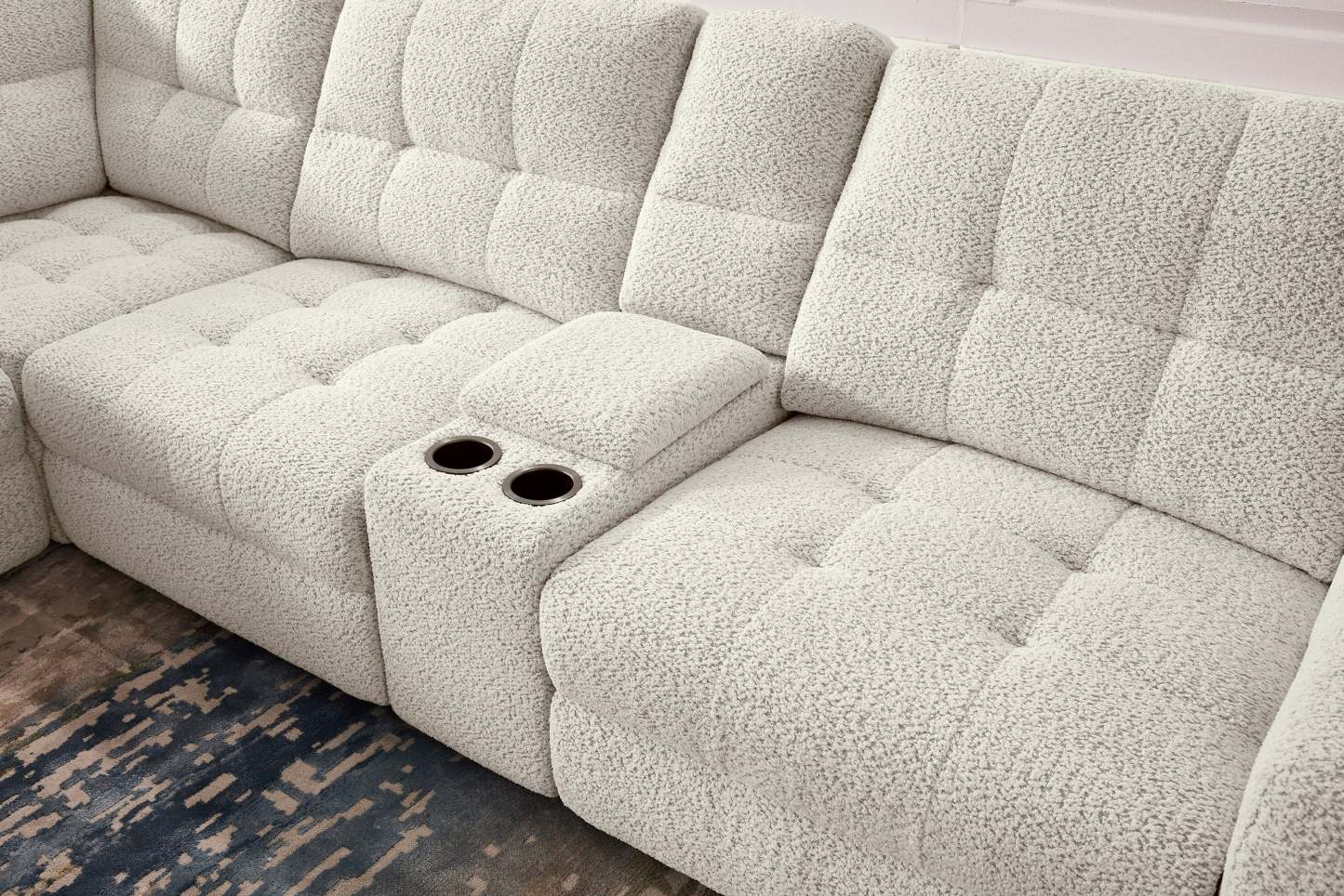 Scott Living Elevate Modular 7-Piece Left-Facing Chenille Fabric Power Sliding Sectional with Storage - Beige | Canapé sectionnel modulaire à coulissement électrique de gauche Elevate de Scott Living 7 pièces en tissu de chenille avec rangement - beige