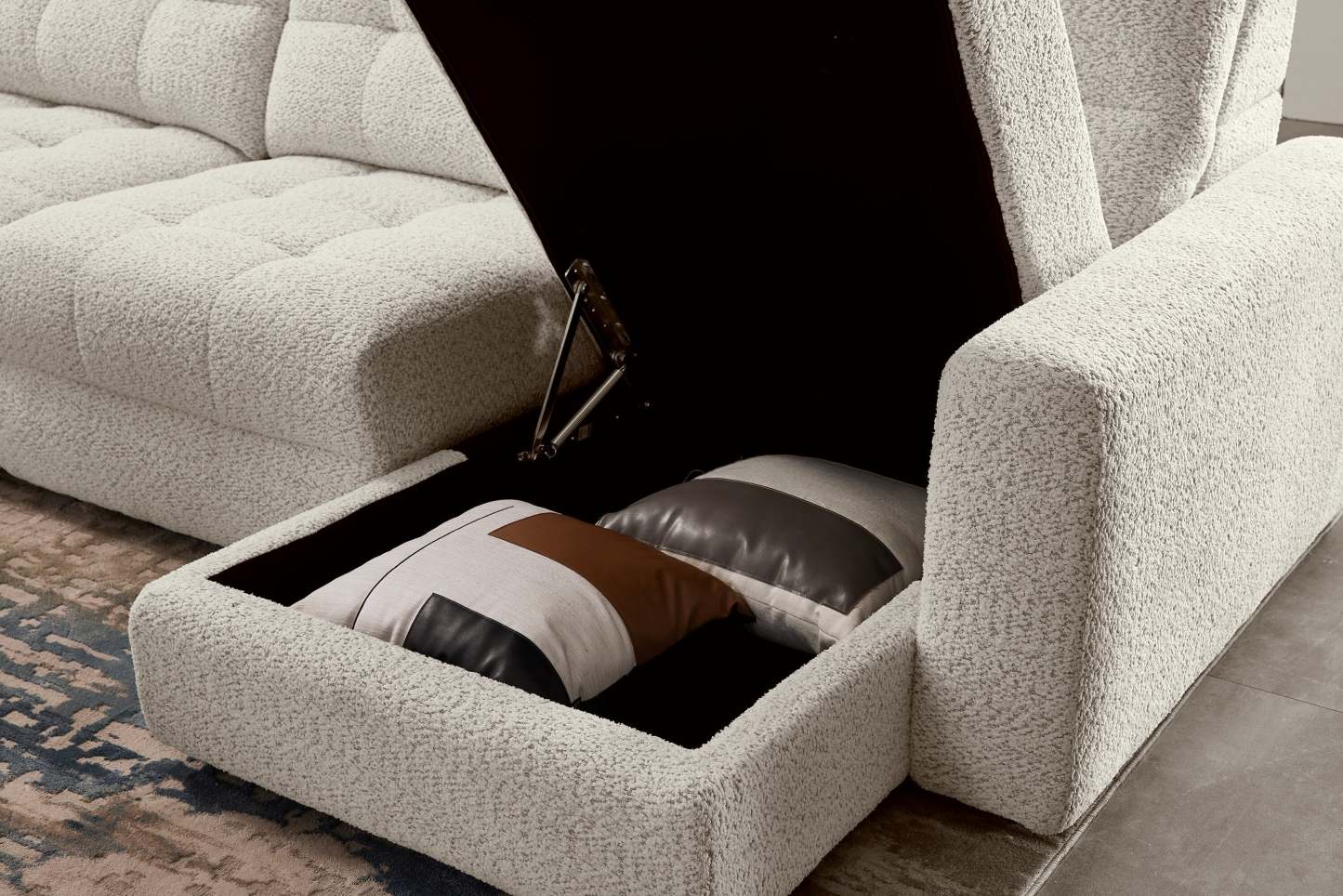 Sofa sectionnel modulaire à coulissement électrique de droite Elevate de Scott Living 7 pièces en tissu de chenille avec rangement - beige