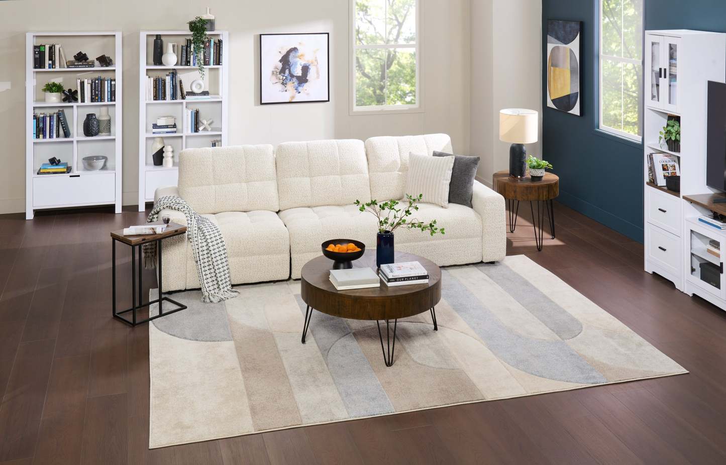 Canapé modulaire Elevate de Scott Living de 115 po en tissu en chenille avec coulissement électrique - beige