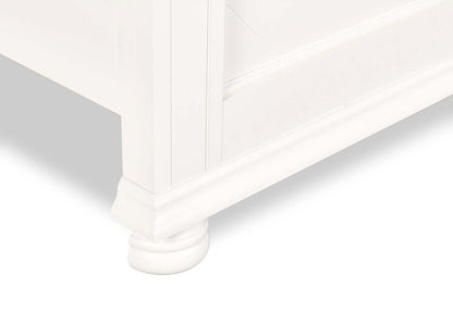 Lit à panneaux Ella avec tête de lit et cadre pour enfants, motif chevron, blanc - Taille double | Lit à panneaux Ella blanc pour enfants avec tête de lit, cadre et motif de chevrons - format lit simple