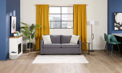 Fabriqué au Canada, canapé-lit Everlee de 76,5 po en microsuède avec mousse à mémoire de forme et deux coussins décoratifs - gris