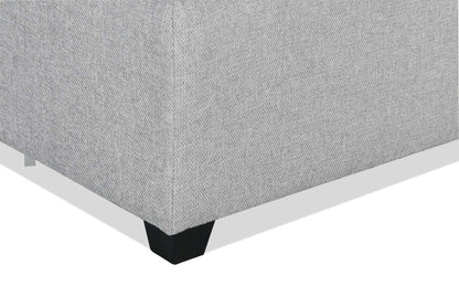 Scott Living Evolve Modular 4-Piece Linen-Look Fabric Sectional with Ottoman and Feather Down Cushions - Grey | Canapé sectionnel modulaire Evolve de Scott Living 4 pièces en tissu d’apparence lin avec pouf et coussins en duvet et plumes - gris