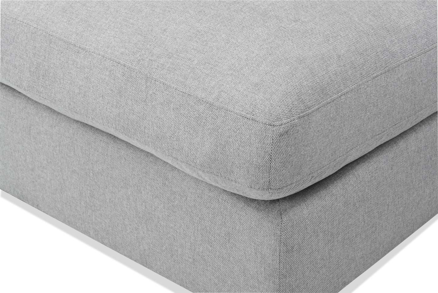 Scott Living Evolve Modular 39.5 Linen-Look Fabric Armless Chair with Feather Down Cushions - Grey | Fauteuil modulaire sans accoudoirs Evolve de Scott Living de 39,5 po en tissu d’apparence lin avec coussins en duvet et plumes - gris clair