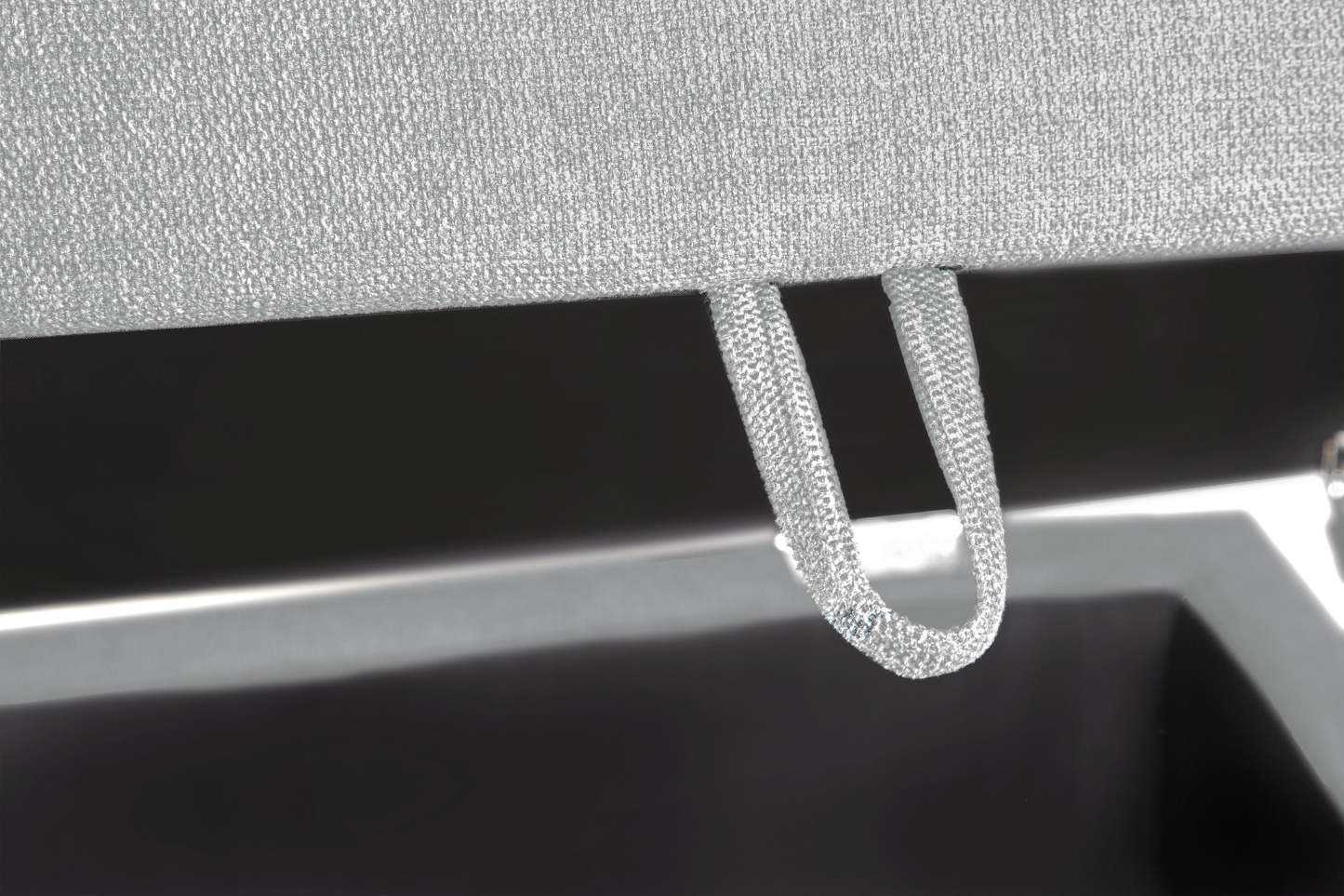 Scott Living Pouf de rangement modulaire Evolve 39,5 en tissu d'apparence lin avec coussin en plumes - Gris | Pouf de rangement modulaire Evolve de Scott Living de 39,5 po en tissu d'apparence lin avec coussin en couette et plumes - gris