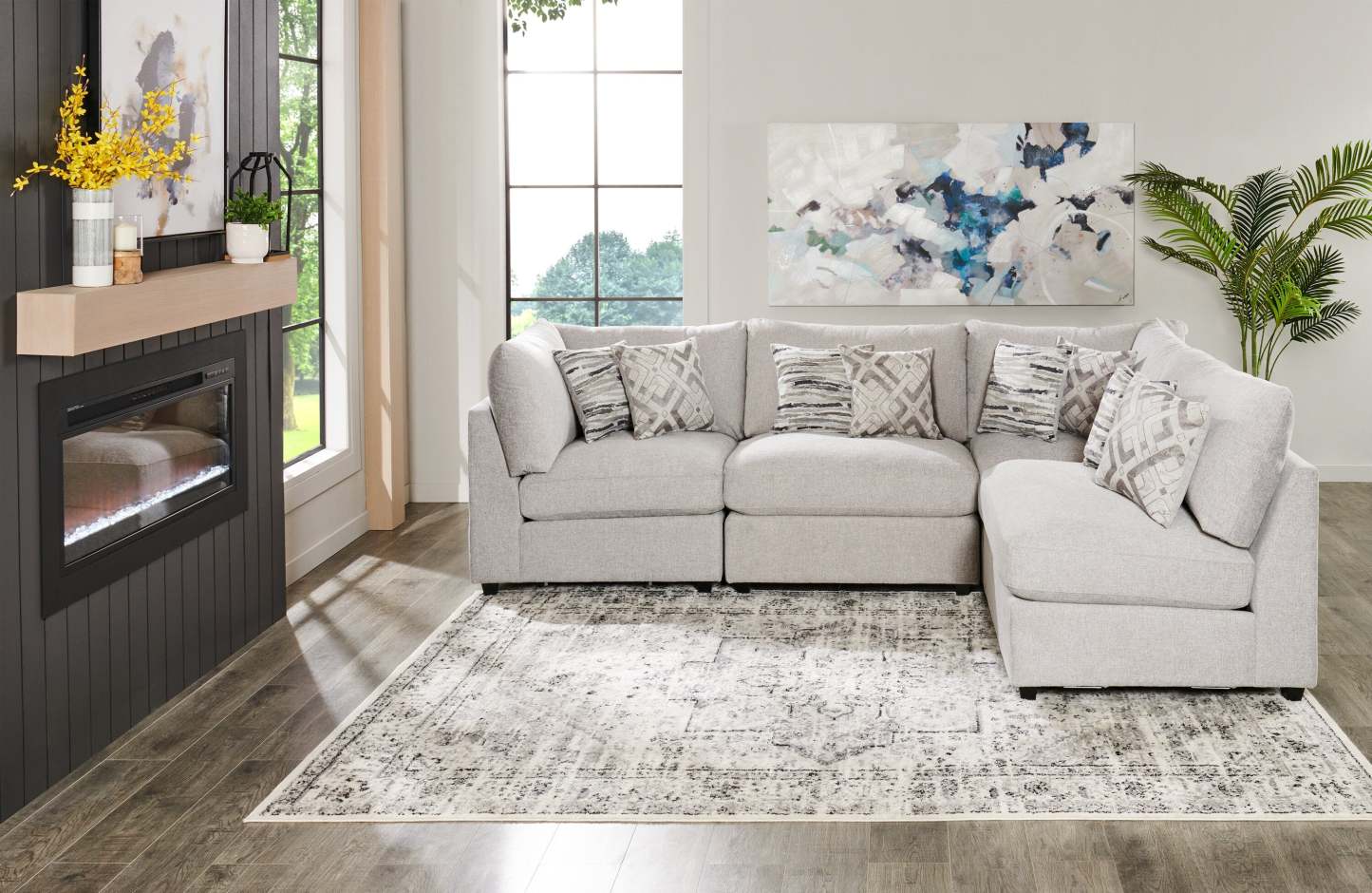 Scott Living Evolve Modular 4-Piece Linen-Look Fabric Pit Sofa Sectional with Feather Down Cushions - Grey | Canapé sectionnel modulaire Evolve de Scott Living 4 pièces en tissu d'apparence lin avec coussins en duvet et plumes - gris