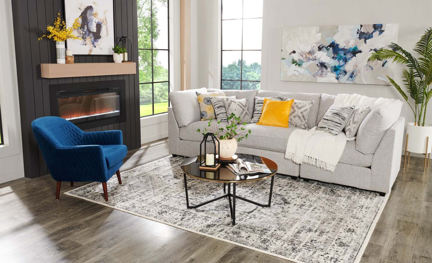 Sofa modulaire Evolve de Scott Living de 118,5 po en tissu d’apparence lin avec coussins amovibles en duvet et plumes - gris