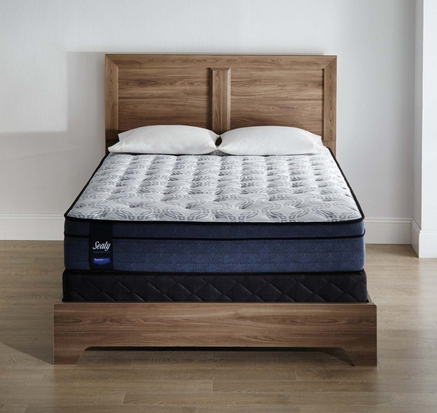 Ensemble matelas ferme à Euro-plateau Erindale Posturepedic Performance Sealy pour très grand lit