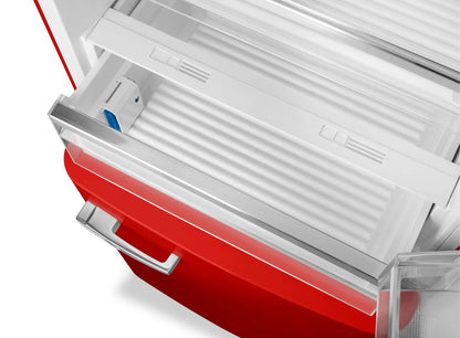 Smeg 18 Cu. Fort. Réfrigérateur Smeg rétro de 18 pi3 à congélateur inférieur - FAB38URRD