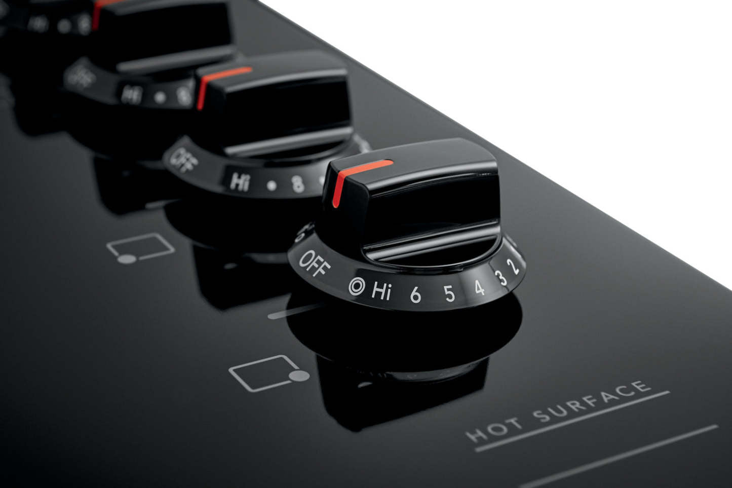 Frigidaire 30 Table de cuisson électrique à 4 éléments - Noir - FFEC3025UB | Surface de cuisson électrique Frigidaire de 30 po à 4 éléments - noire - FFEC3025UB