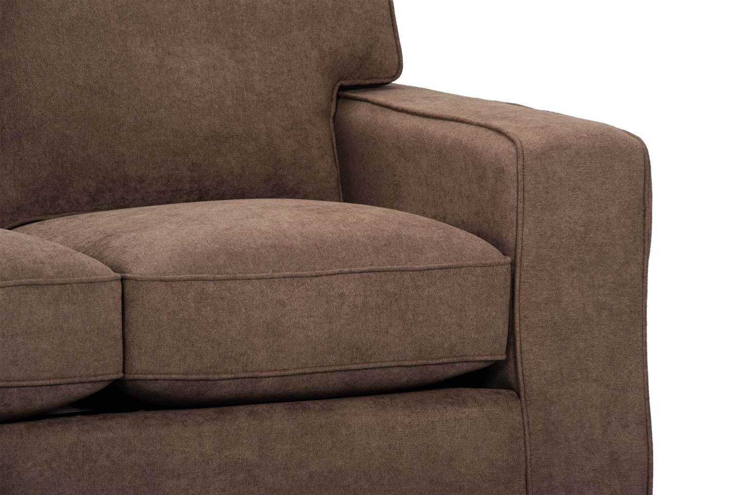 Made in Canada Fiona 58 Chenille Fabric Loveseat with Track Arms - Mocha Brown | Causeuse Fiona de 58 po fabriquée au Canada en tissu de chenille avec accoudoirs rectilignes - brun moka