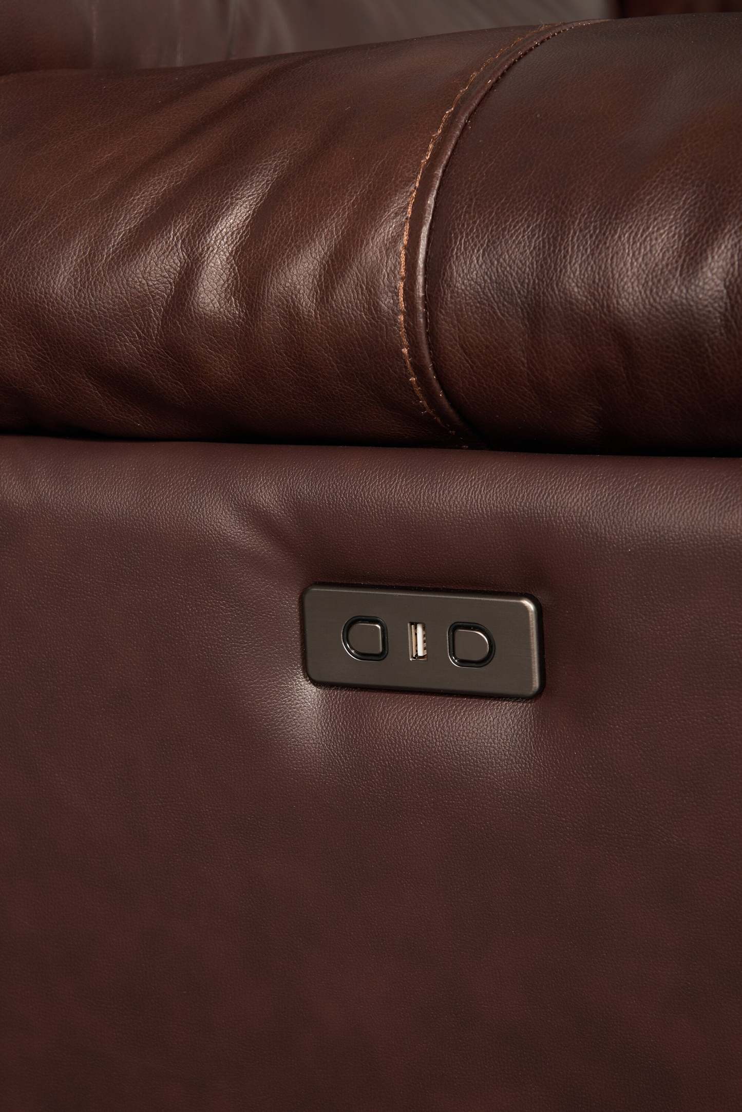 Fauteuil à inclinaison électrique Franco de 42,5 po en cuir véritable avec position zéro gravité et port USB - brun