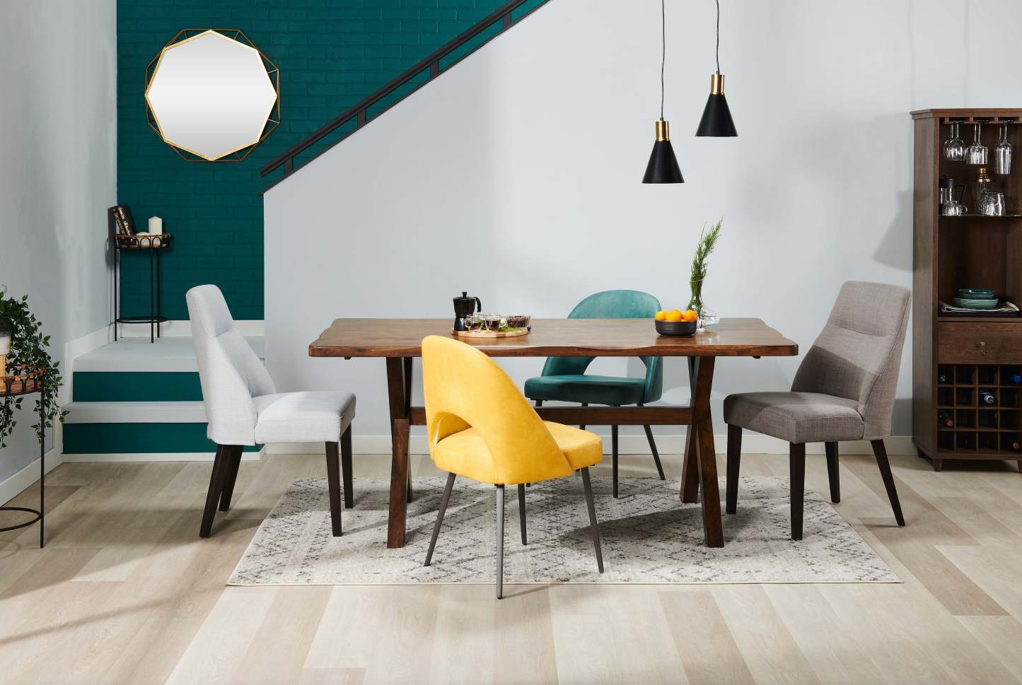 Chaise de salle à manger Gabi avec tissu d'apparence lin - Charbon | Chaise de salle à manger Gabi en tissu d'apparence lin - anthracite