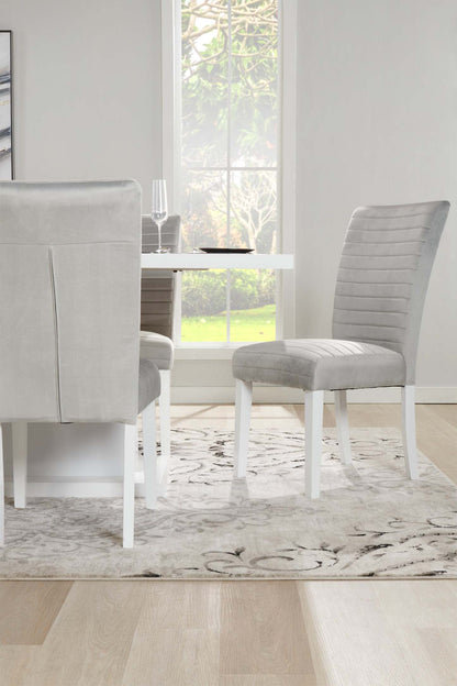 Chaise de salle à manger Garbo en tissu de velours et en bois - grise