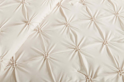 Gardenia Wynd 3-Piece Full/Queen Comforter Set - Oatmeal | Ensemble d'édredon Gardenia Wynd 3 pièces écru pour lit double ou grand lit