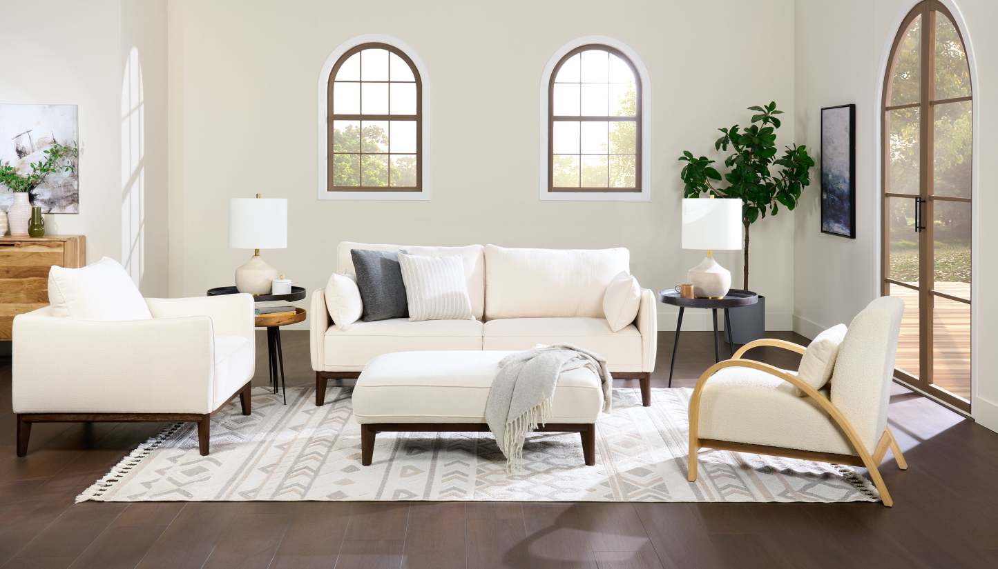 Cindy Crawford Home Pouf Gena 45 en tissu d'apparence lin avec base et pieds en bois - Coton blanc | Pouf Gena de Cindy Crawford Home de 45 po en tissu d'apparence lin avec base et pattes en bois - coton blanc