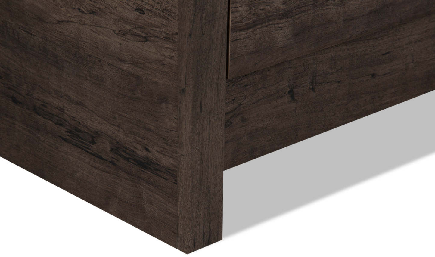 Commode de chambre à coucher Grayson, 5 tiroirs, 31,4 L x 47,4 H, Fabriquée au Canada, Rustique - Gris foncé | Commode verticale rustique Grayson de 31,4 po (L) x 47,4 po (H) à 5 tiroirs pour la chambre à coucher, fabriquée au Canada - gris foncé