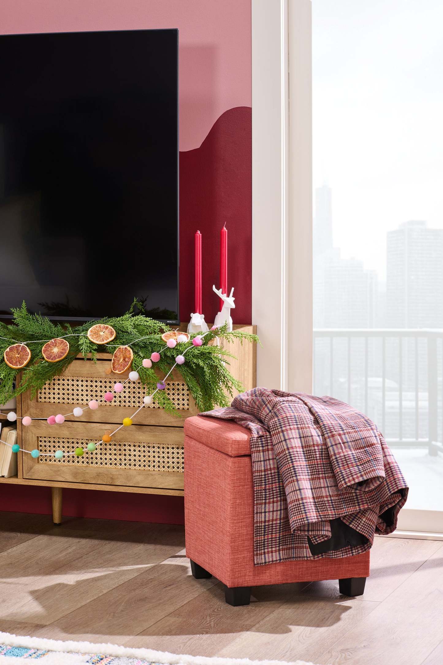 Halifax 14.75 Square Fabric Storage Ottoman - Orange|Pouf de rangement carré Halifax de 14,75 po en tissu - orange