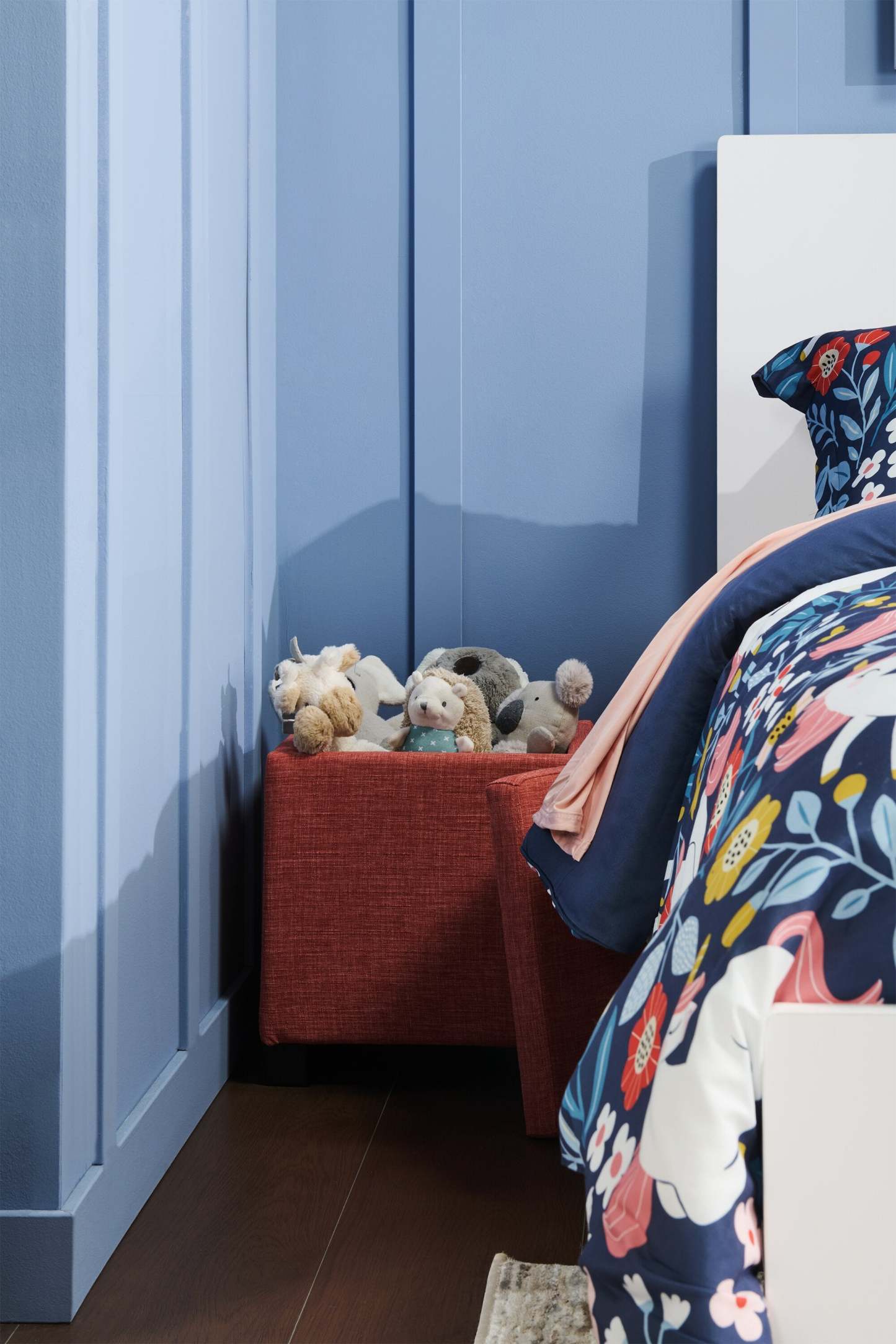 Halifax 14.75 Square Fabric Storage Ottoman - Orange|Pouf de rangement carré Halifax de 14,75 po en tissu - orange