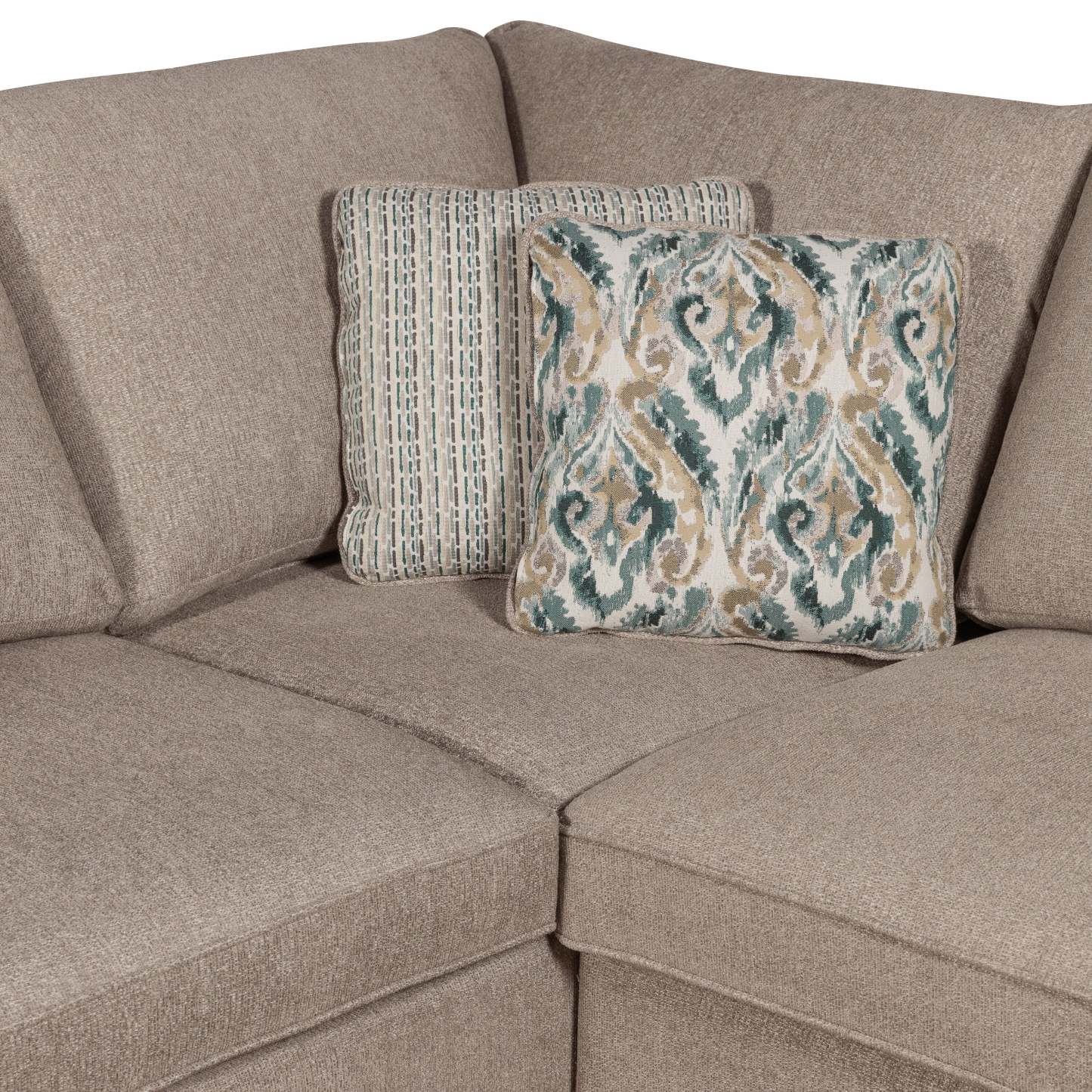 Scott Living Haven 3-Piece Right-Facing Chenille Fabric Sleeper Sectional with Storage Chaise - Taupe | Canapé-lit sectionnel de droite Haven de Scott Living 3 pièces en tissu de chenille avec chaise longue de rangement - taupe