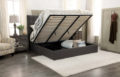 Lit plateforme rembourré Jace en tissu gris capitonné avec rangement - format très grand lit