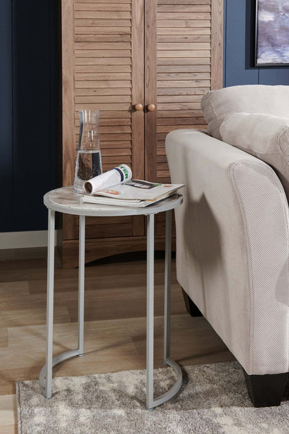 Table de fauteuil Jacki de 18,25 po - imitation marbre blanc