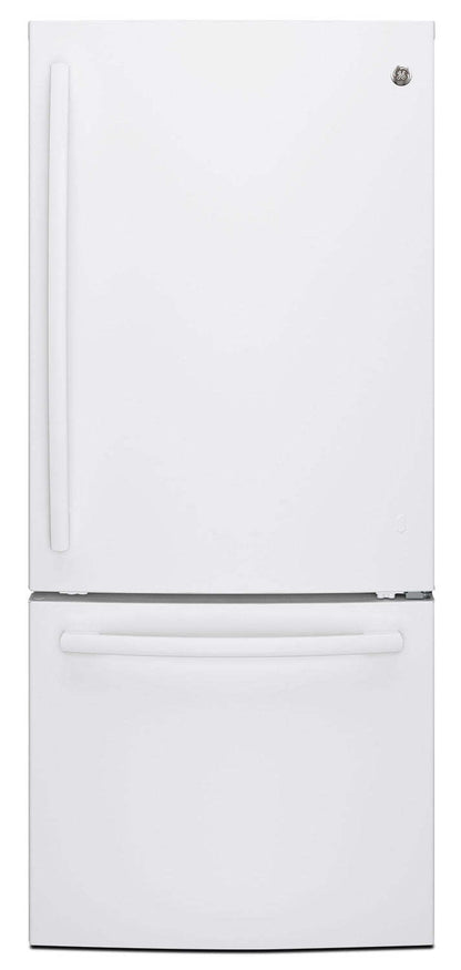 Réfrigérateur GE de 30 20,9 pi³ à congélateur inférieur - blanc - GDE21DGKWW | GE 30 20.9 Cu. Ft. Bottom-Mount Refrigerator - White - GDE21DGKWW