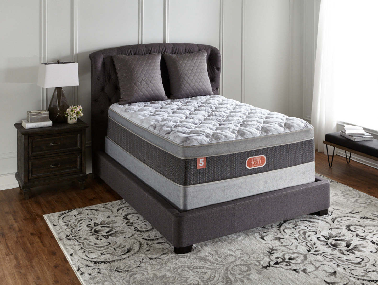 Beautyrest® Hotel Diamond 5 Plush Euro-Top Low-Profile Split Queen Mattress Set|Ensemble moelleux Euro-plateau divisé à profil bas Hotel Diamond 5 de Beautyrest pour grand lit