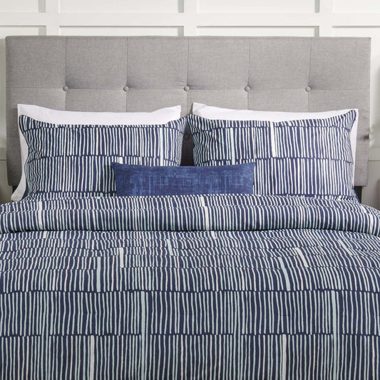 Kort &amp; Co. Lines Parure de lit 4 pièces pour très grand lit – Bleu | Ensemble d'édredon Lines 4 pièces de Kort &amp; Co. pour très grand lit - bleu
