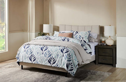 Kort & Co. Medallion 4-Piece Queen Comforter Set | Ensemble d'édredon Medallion 4 pièces de Kort & Co. pour grand lit
