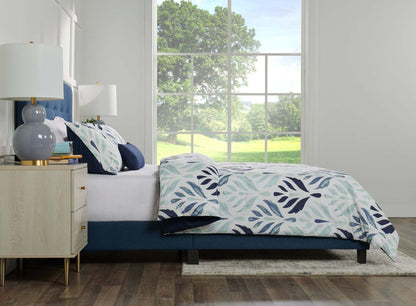 Kort & Co. Medallion 4-Piece Queen Comforter Set | Ensemble d'édredon Medallion 4 pièces de Kort & Co. pour grand lit