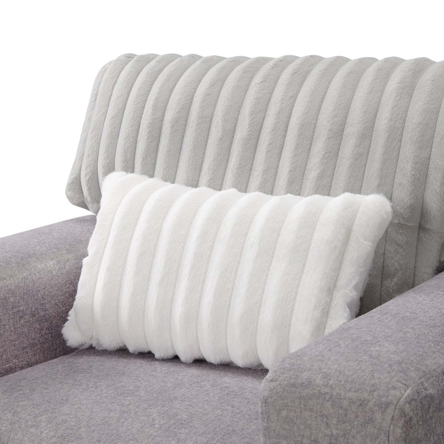 Fauteuil Koda de 41 po fabriqué au Canada en tissu de chenille et de fausse fourrure avec coussins amovibles - gris Paloma luxueux