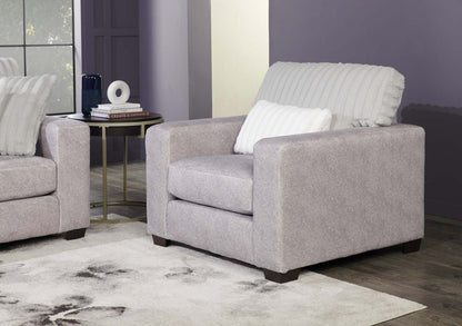 Fauteuil Koda de 41 po fabriqué au Canada en tissu de chenille et de fausse fourrure avec coussins amovibles - gris Paloma luxueux