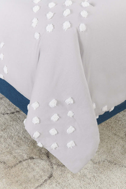 Lake 3-Piece Queen Comforter Set - Grey | Ensemble d’édredon Lake 3 pièces pour lit queen - gris