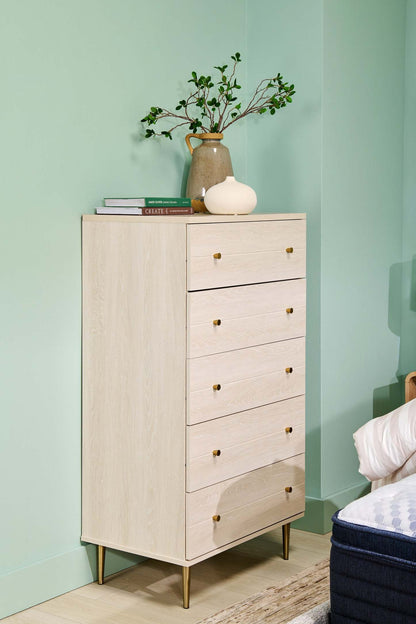 Commode de chambre à coucher Lake, 5 tiroirs, 29 L x 52 H, Fabriqué au Canada, Glam - Blanc | Commode verticale somptueuse Lake de 29 po (L) x 52 po (H) à 5 tiroirs pour la chambre à coucher, fabriquée au Canada - blanche