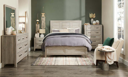 Commode de chambre Lara, 5 tiroirs, 33,9 L x 50,5 H - Gris Antique | Commode verticale Lara de 33,9 po (L) x 50,5 po (H) à 5 tiroirs pour la chambre à coucher - gris antique