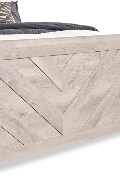 Lit à panneaux Lark avec tête de lit et cadre, motif chevron, blanc rustique - Queen Size | Lit à panneaux Lark blanc rustique avec tête de lit, cadre et motif de chevrons - format grand lit