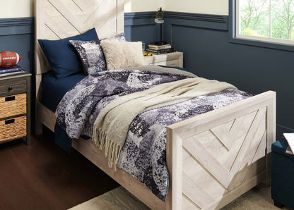 Lit à panneaux Lark avec tête de lit et cadre pour enfants, motif chevron, blanc rustique – Taille double | Lit à panneaux Lark blanc rustique pour enfants avec tête de lit, cadre et motif de chevrons - format lit simple