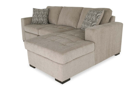 Made in Canada Legend 2-Piece Right-Facing Chenille Fabric Sleeper Sectional with Storage Chaise - Platinum Beige | Canapé-lit sectionnel de droite Legend 2 pièces fabriqué au Canada en tissu de chenille avec chaise longue de rangement - beige platine