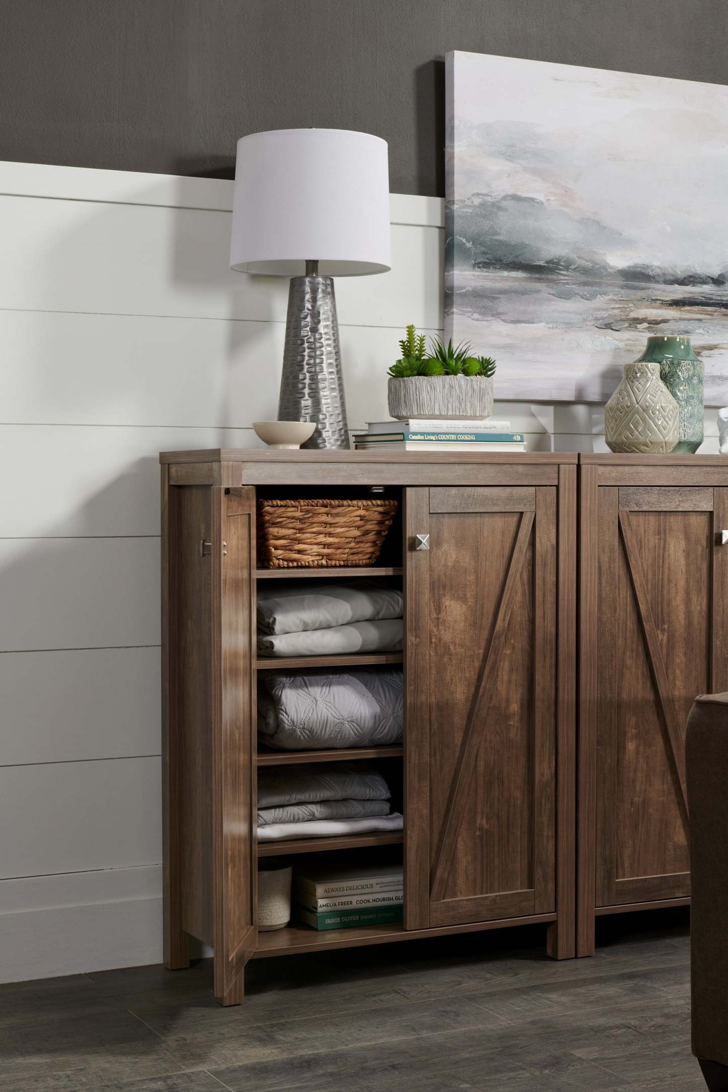 Levi 31 Shoe Storage Cabinet - Noisette|Armoire de rangement pour chaussures Levi de 31 po - noisette