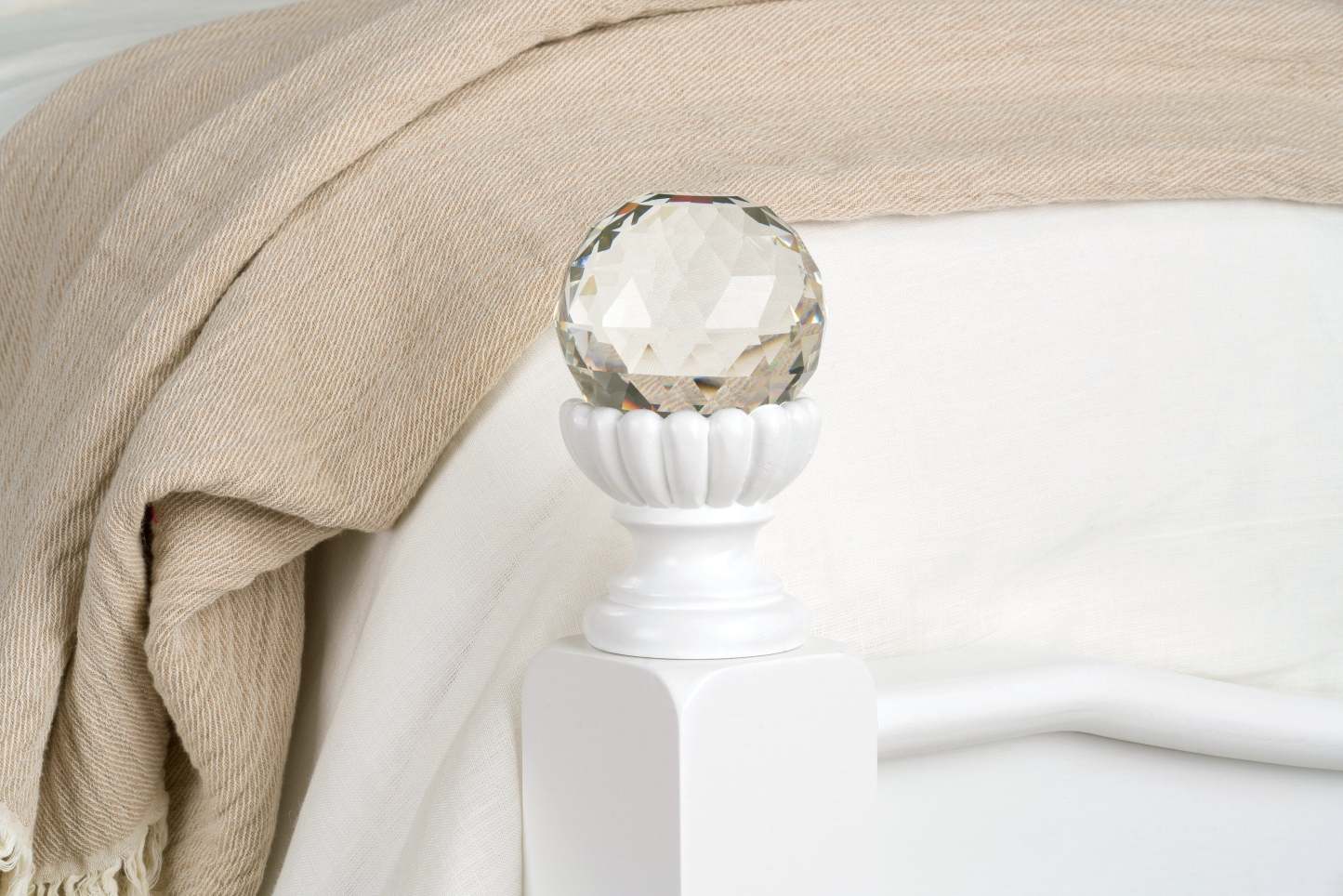 Lit à panneaux Livy pour enfants, blanc, cuir végétalien - Taille simple | Lit à panneau Livy pour enfants en cuir végétalien, blanc - format lit simple