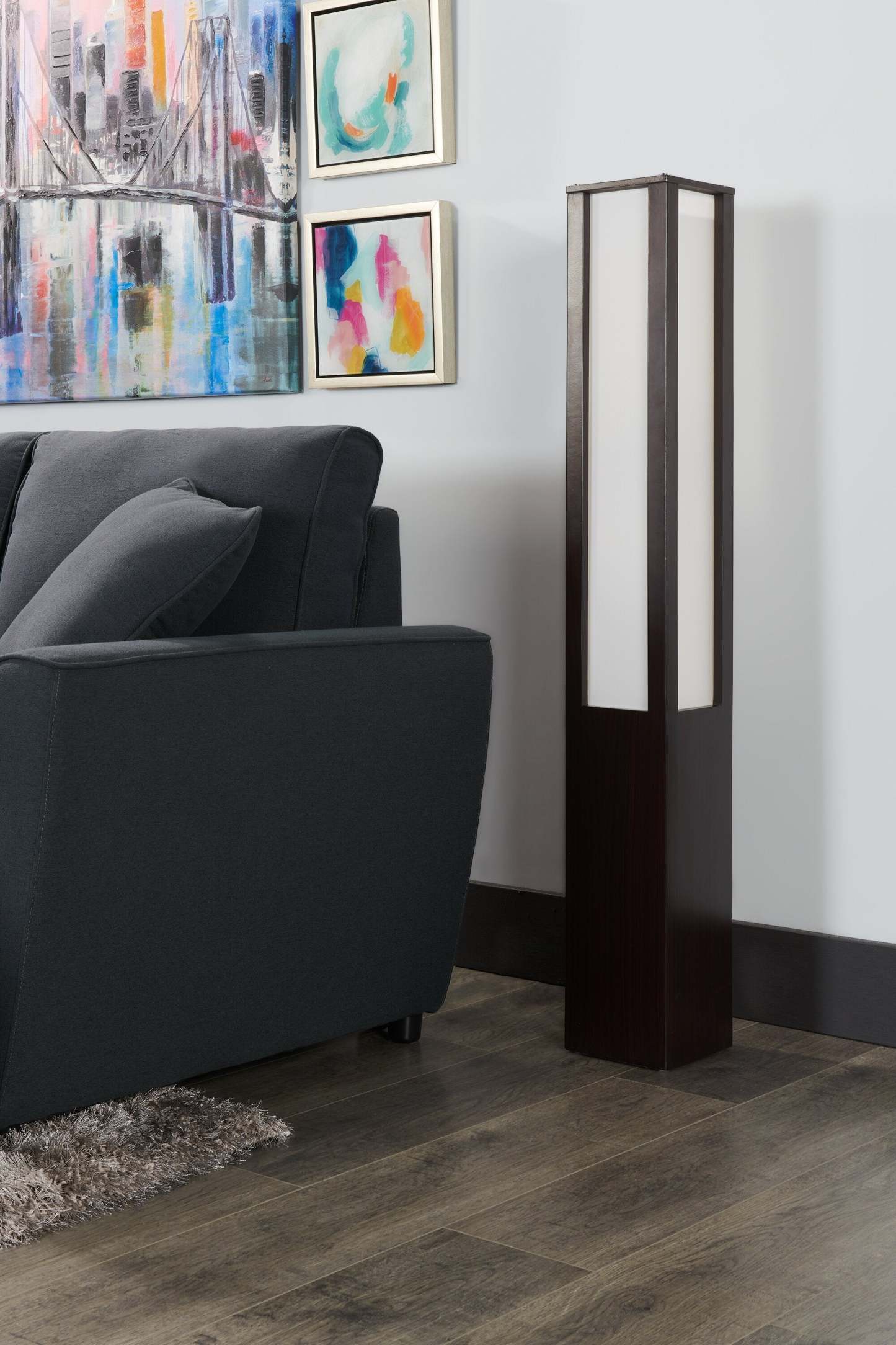 Luminary 47.48 Coffee Bean with White Vellum Paper Floor Lamp|Lampe à pied d’ambiance 47,48 po couleur grain de café avec papier vélin blanc