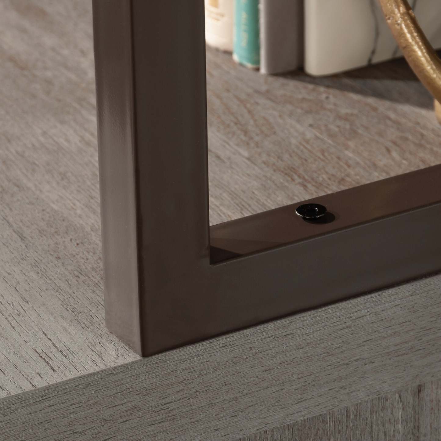 Manhattan Gate 31.5 Commercial Grade 2-Shelf Utility Hutch - Mystic Oak|Crédence tout usage Manhattan Gate de 31,5 po de qualité commerciale à 2 tablettes - chêne mystique