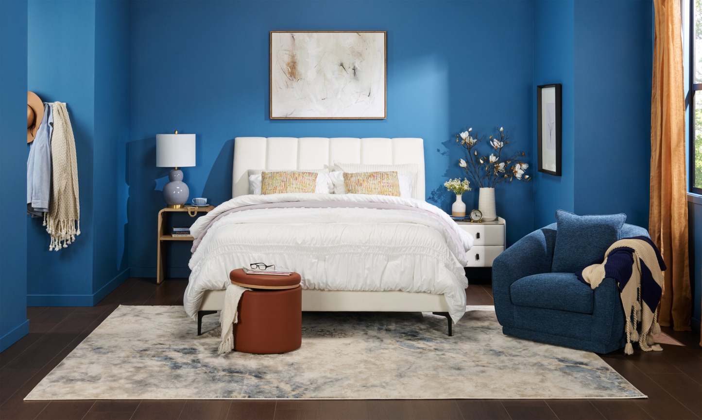 Lit plateforme rembourré Nova en tissu de cuir végétalien blanc - Queen Size | Lit plateforme rembourré Nova en tissu de cuir végétalien blanc - format grand lit