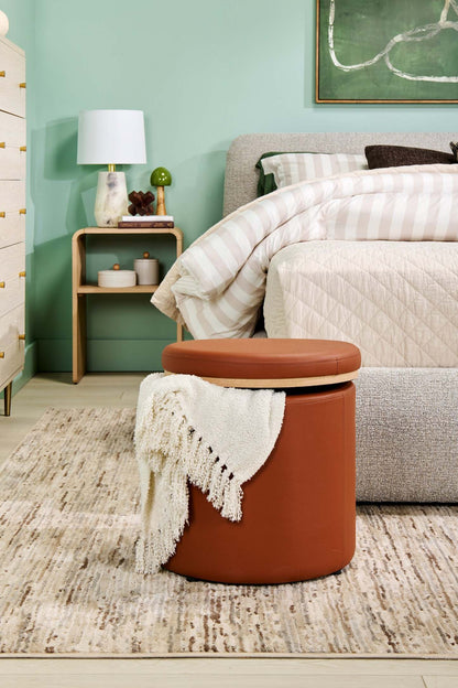 Manitoba 18 Round Storage Ottoman - Brown Faux Leather|Pouf de rangement rond Manitoba de 18 po - similicuir brun